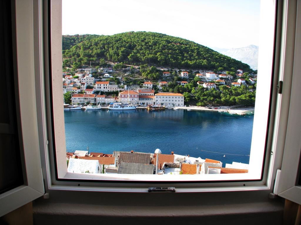 Apartment Martinic Pucisca Δωμάτιο φωτογραφία