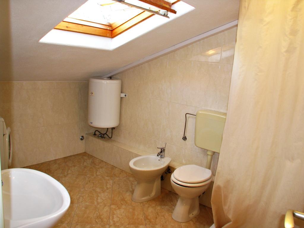 Apartment Martinic Pucisca Δωμάτιο φωτογραφία